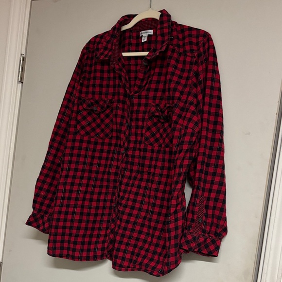 Croft & Barrow Red and Black Checkered Shirt - Picture 6 of 8